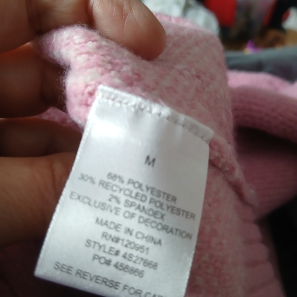 Pink Rose Pastel Sweater with Heart Accent - Picture 3 of 4